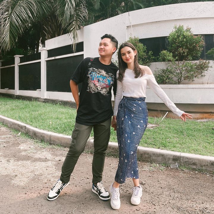 Azriel Hermansyah dan Sarah Menzel