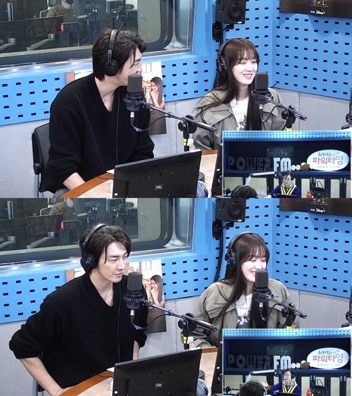 Lee Sung Kyung & Kim Young Kwang Disangka Asli Pacaran Oleh Sutradara \'Call It Love\'