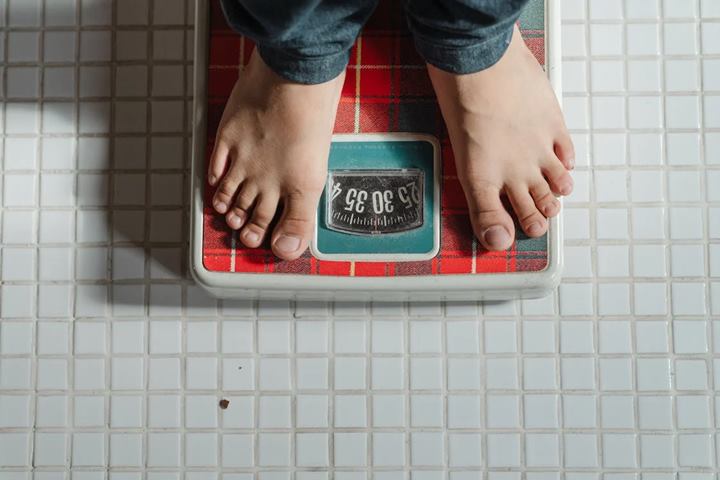 Membantu Menurunkan Berat Badan