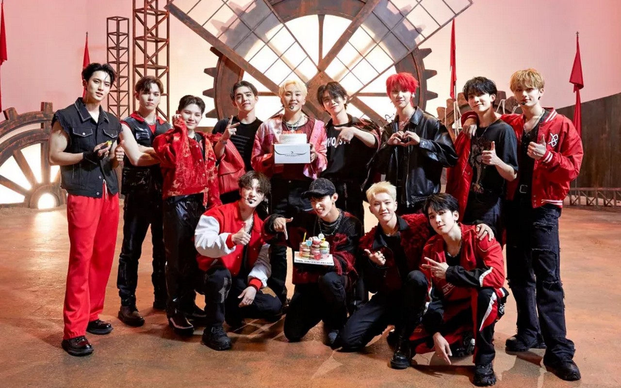 Desain Lightstick Baru SEVENTEEN Tuai Pro-Kontra, Warna Dinilai Tak Cocok