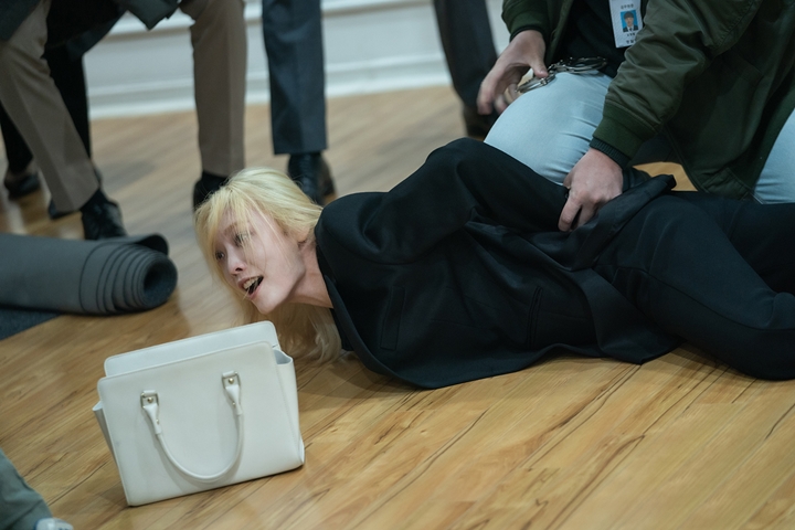 Kim Hieora Nangis Saat Terpilih Jadi Pembully & Pencandu Narkoba di \'The Glory\'