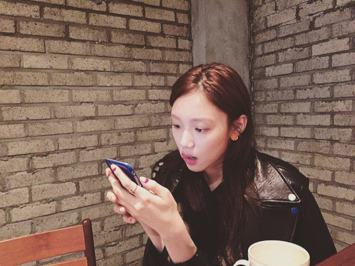 Tak Ragu Bare Face Saat Hangout