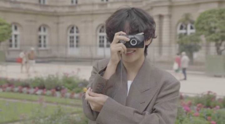 V BTS