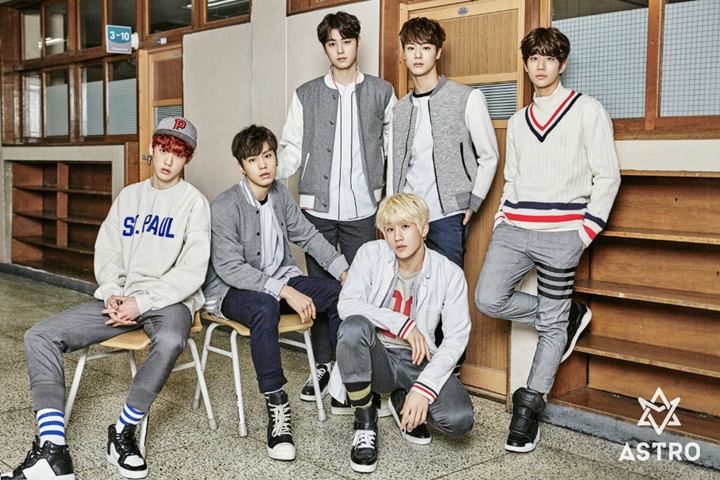 Debut Bersama ASTRO Tahun 2016