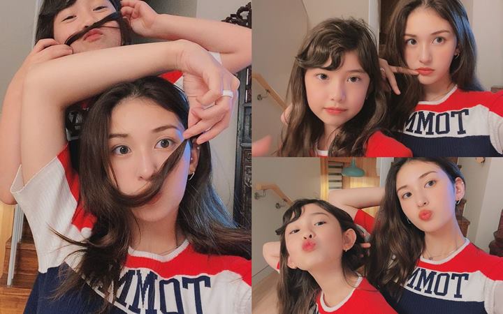 Cosplay Jadi Anak Kembar di Ulang Tahun Ayah
