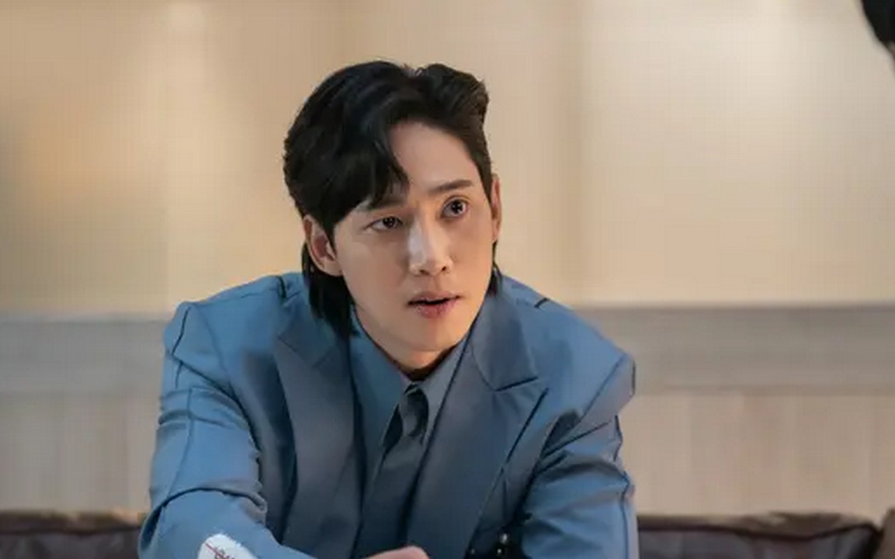 Tak Biasa Ngumpat, Park Sung Hoon Ngaku Kesulitan Perankan Jeon Jae Joon di 'The Glory' Tak Biasa Ngumpat, Park Sung Hoon Ngaku Kesulitan Perankan Jeon Jae Joon di 'The Glory'