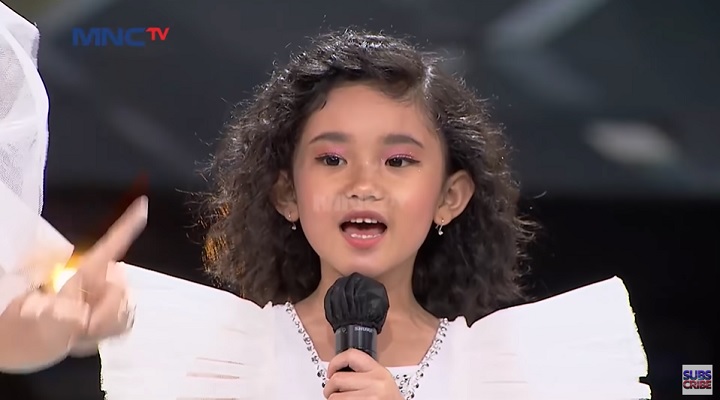 Nyanyikan Lagu Berbahasa Turki