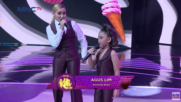 Fasih Lantunkan Lagu Berbahasa Inggris