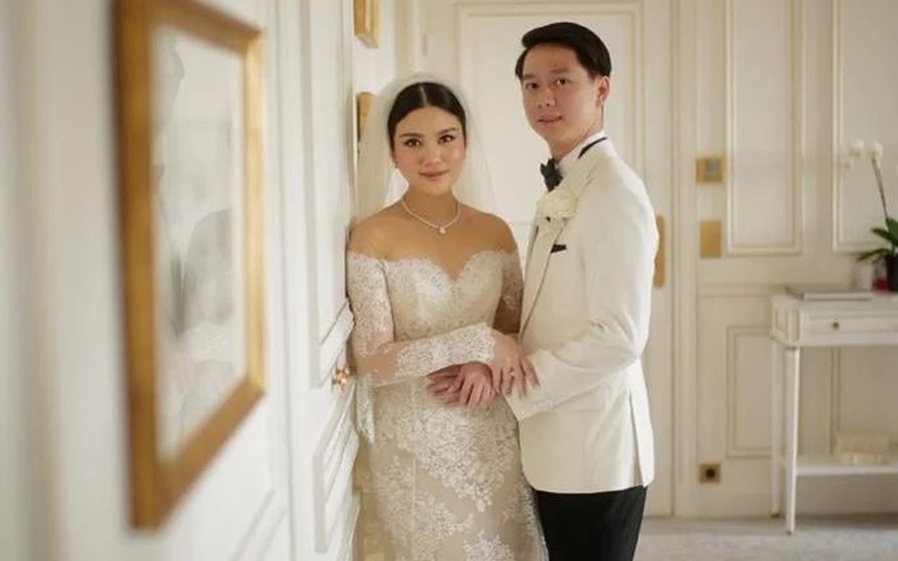Jadi Mantu Bos MNC, Tangis Kevin Sanjaya Pecah Dipeluk Hary Tanoe Di Momen Nikah