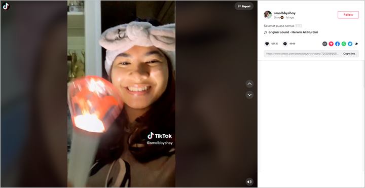 Roasting Iis Dahlia, Lighstick di Tangan Salshadilla Juwita Malah Bikin Salah Fokus