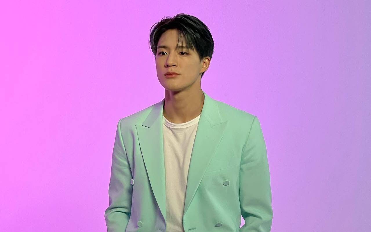 Gempar, Jeno NCT Balik Pakai Rambut Ala Pangeran Negeri Dongeng