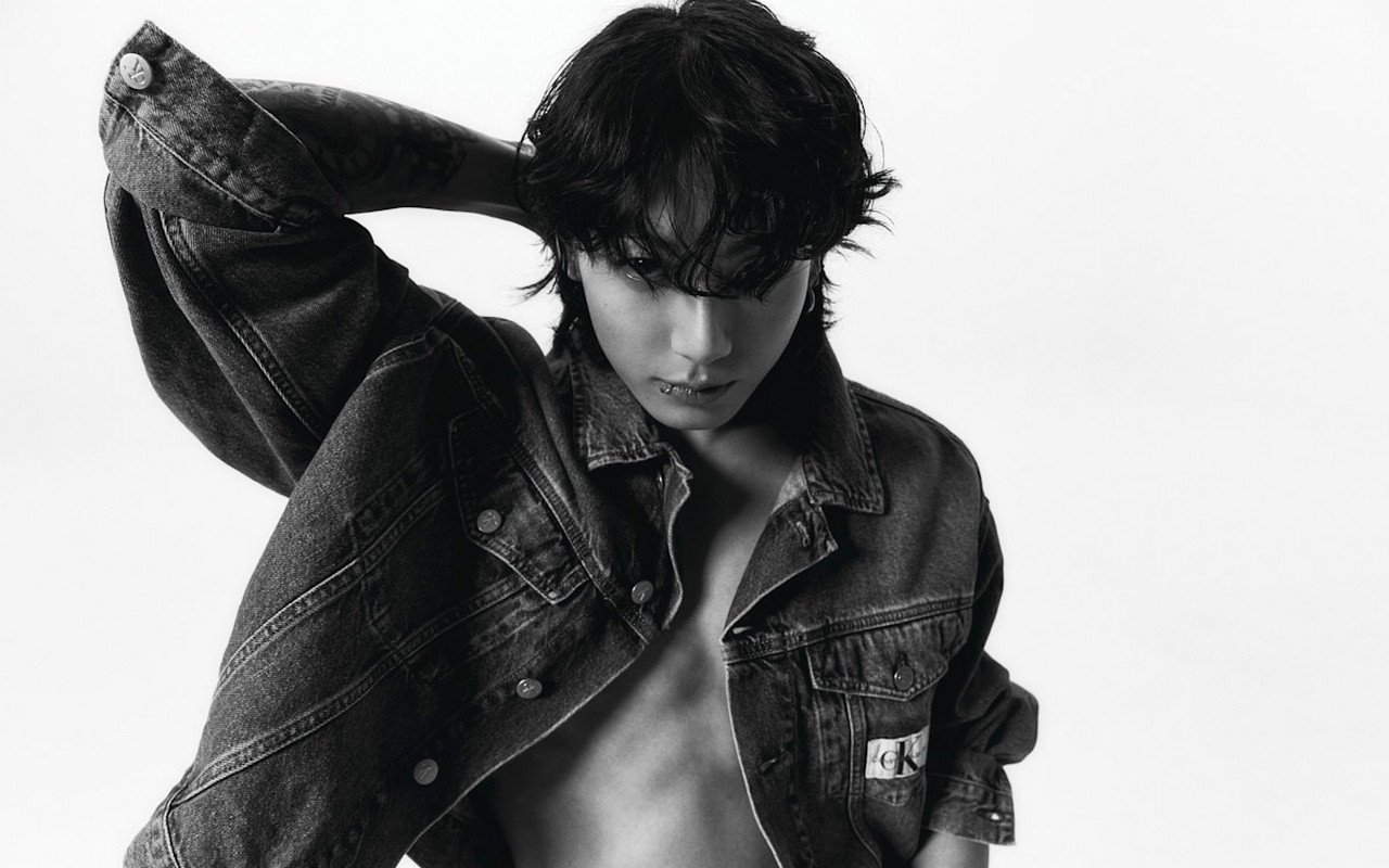 Jungkook Bikin Jagad Dunia Maya Heboh Hingga Naikan Saham Calvin Klein Usai Ditunjuk Jadi BA