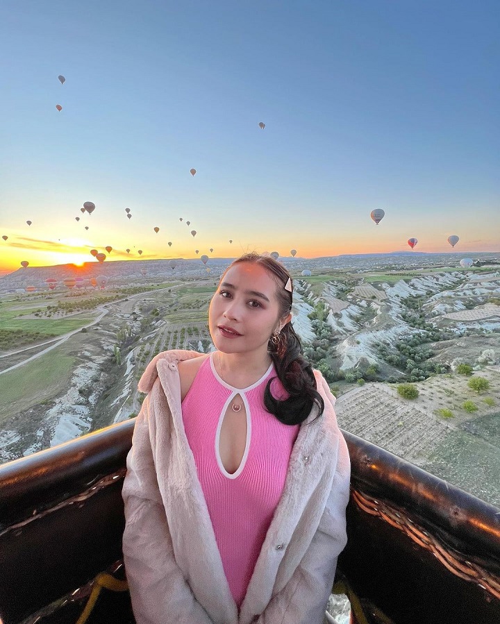 Prilly Latuconsina
