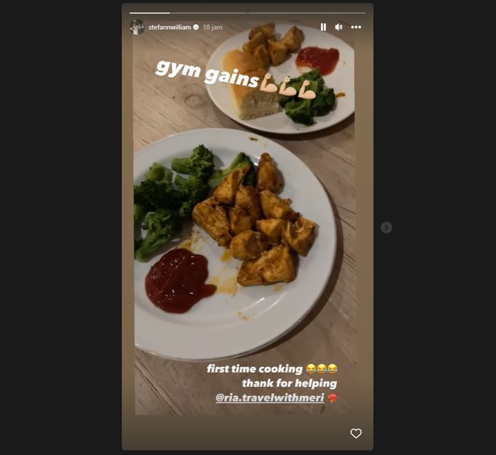 Stefan William Pamer Hasil Masak Pertama Kali, Bocorkan Peran Manis Ria Andrews