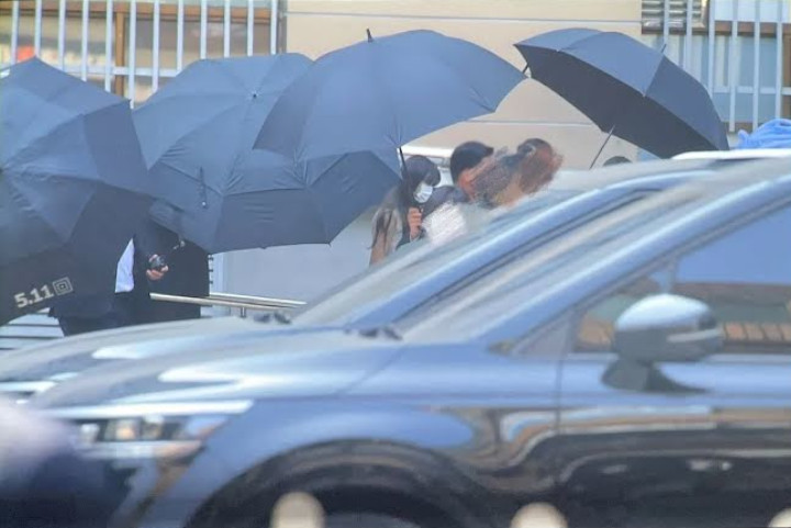 Beredar Foto NewJeans Diduga Dapat Pengamanan Ketat Auto Ingatkan Pada Film Aksi