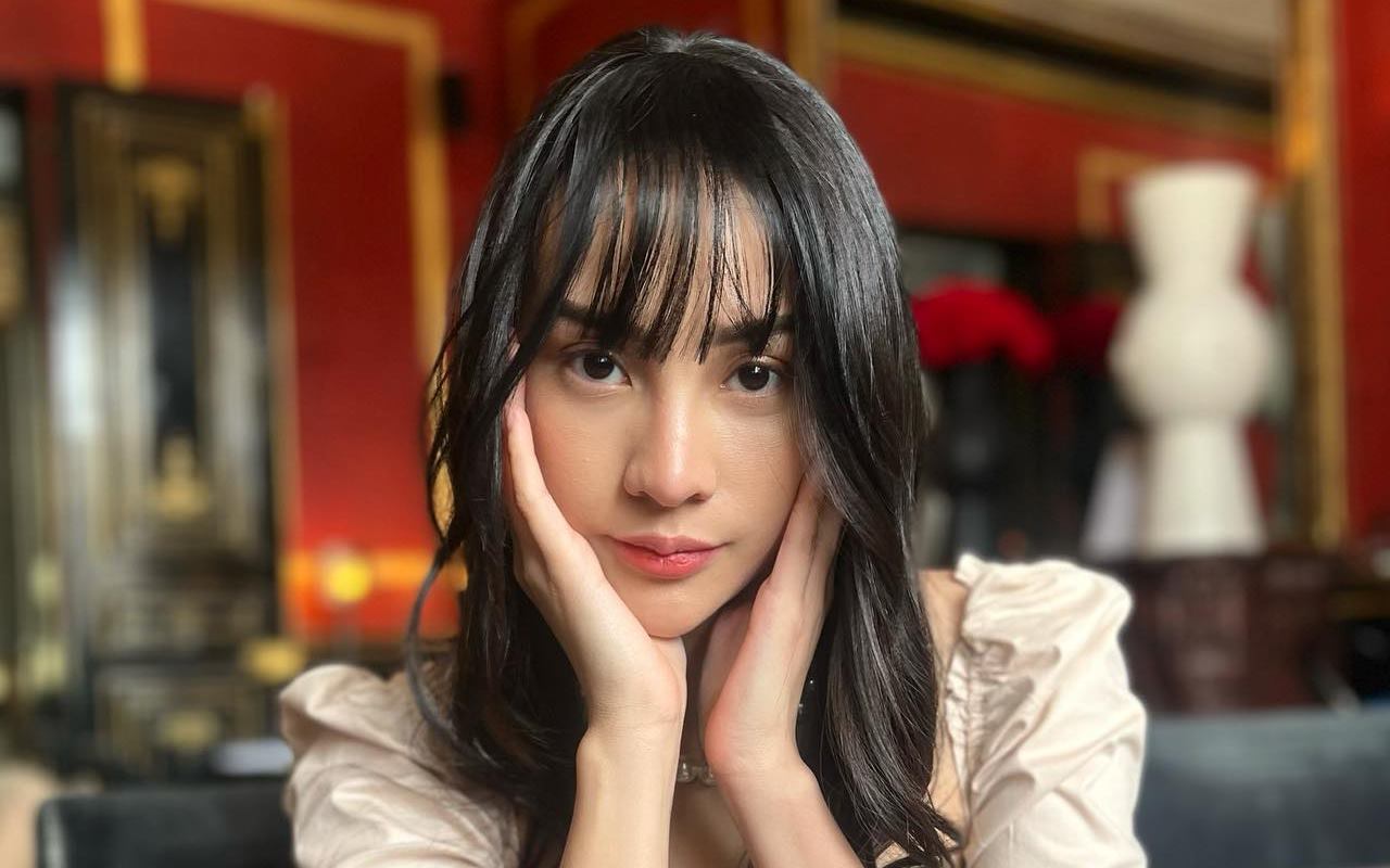 Anya Geraldine Posting Foto Cantik di Hari Film Nasional Tuai Respons Tak Sabar