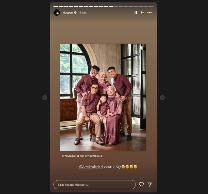 Fadly Faisal Photoshoot Bareng Keluarga Lengkap, Fokus Rebecca Klopper Justru Ke Oma Dewi