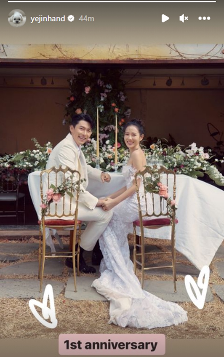 Hempas Rumor Cerai, Son Ye Jin & Hyun Bin Sentuhan Romantis Rayakan 1 Tahun Menikah