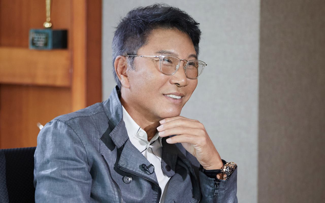 Jelang RUPS, Lee Soo Man Tegaskan Era SM Berakhir