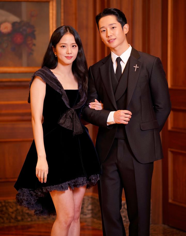 Sabet Piala di Debut Drama