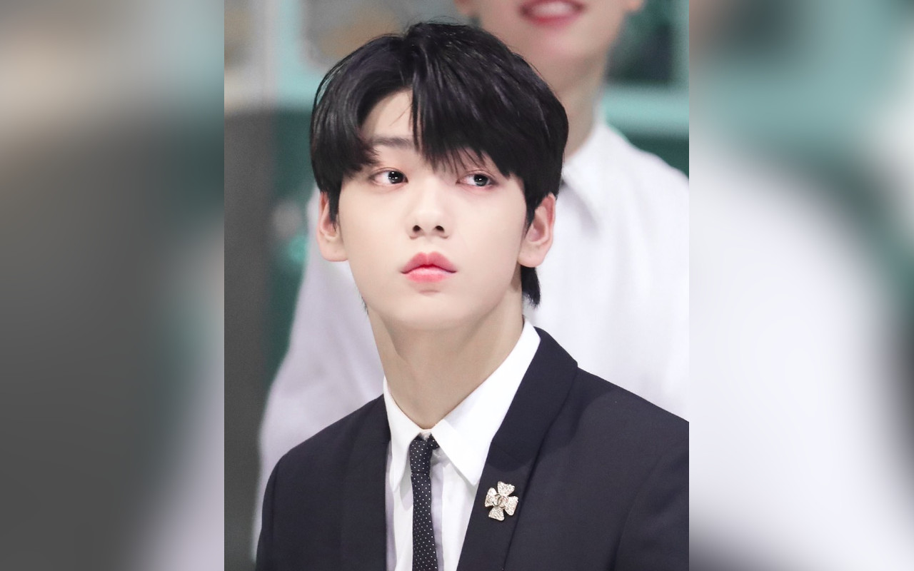 Soobin TXT Putar Balik Demi Respon Banner Soal Anime 'Jujutsu Kaisen' di Konser