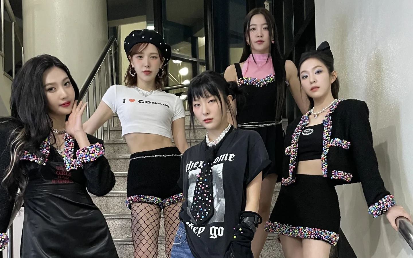 Red Velvet Diberi SM Lokasi Konser Kelewat Kecil di Asia Tenggara, Diduga Takut Tak Sold-Out