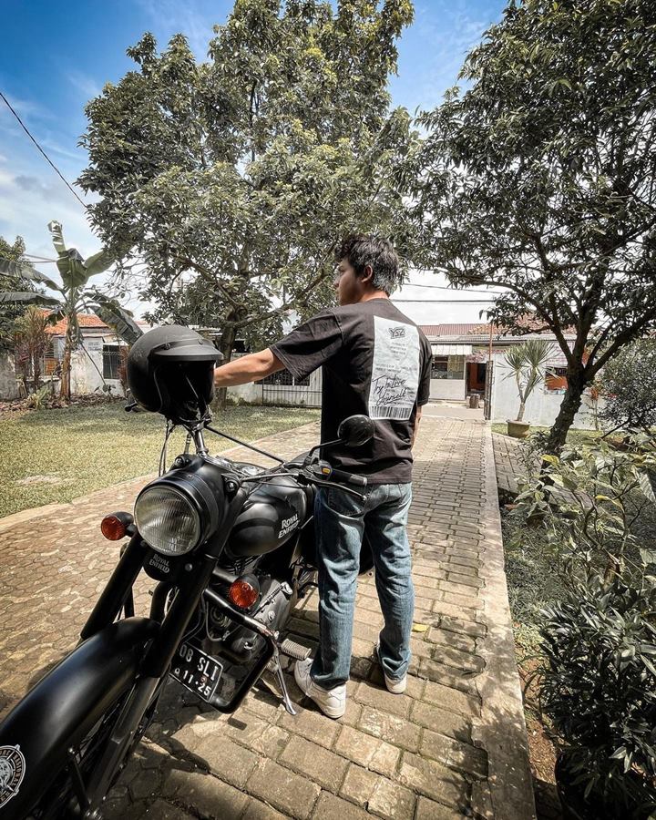 Hobi Naik Motor
