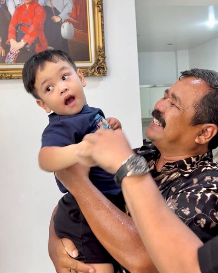 Reuni Gala Sky dan Pak Ansori