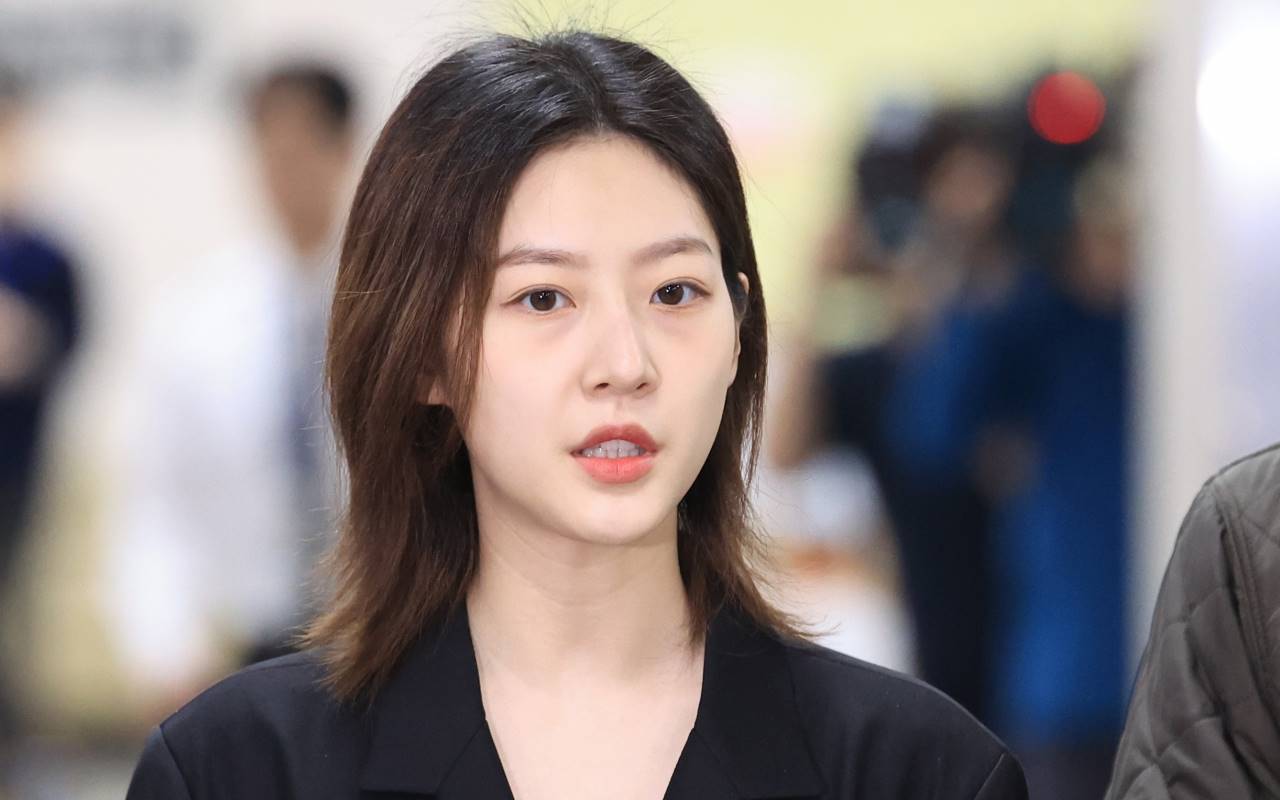 Pasrah Didenda, Kim Sae Ron Luruskan Simpang Siur Rumor Kerja Sampingannya