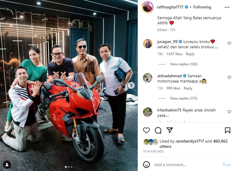 Raffi Ahmad Dihadiahi Motor Impian, Reaksi Senang Alshad Ahmad Paling Digeruduk