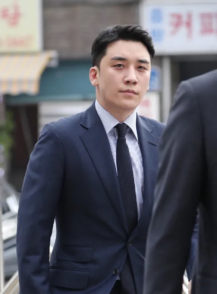 Seungri 