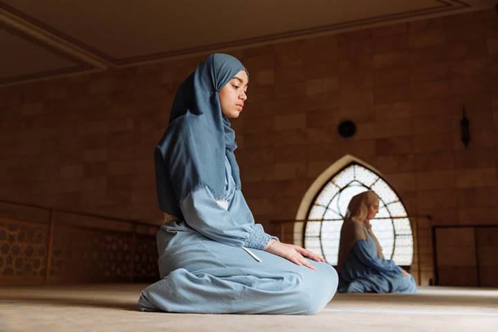 Mengulur Waktu Salat