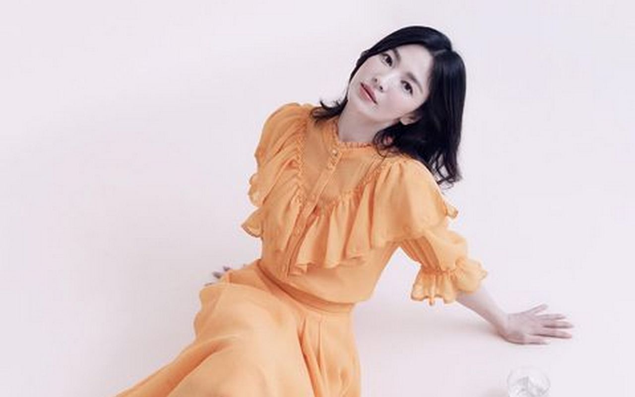 Bak Boneka Manekin, Aura Kecantikan Song Hye Kyo Bikin Kepincut di Foto Terbaru
