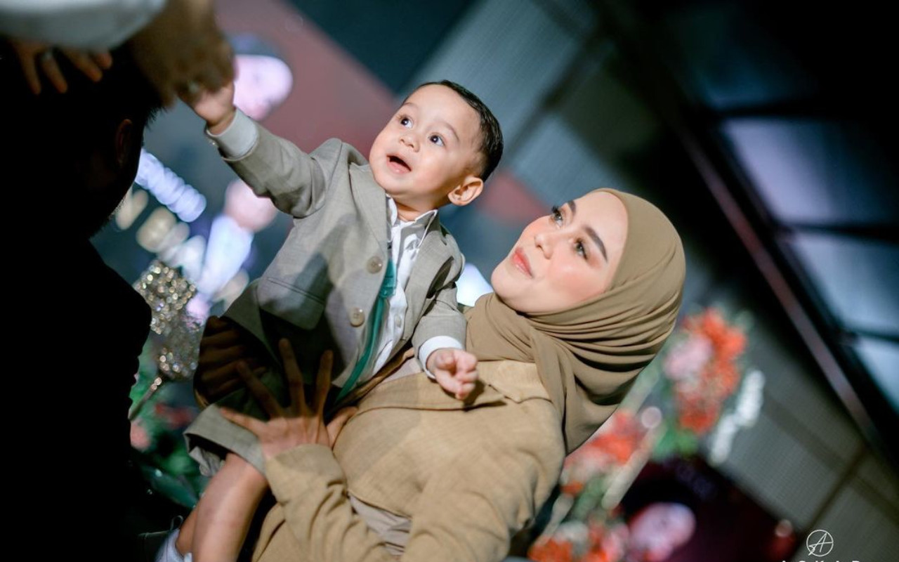 Lesti Kejora Pamer Foto Cantik Estetik di Supermarket, Kelakuan Baby L Bikin Bengek