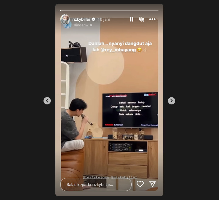 Rey Mbayang Terciduk Karaoke Lagu Lesti Kejora, Rizky Billar Bereaksi Tak Terduga Rey Mbayang Terciduk Karaoke Lagu Lesti Kejora, Rizky Billar Bereaksi Tak Terduga Rey Mbayang Terciduk Karaoke Lagu Lesti Kejora, Rizky Billar Bereaksi Tak Terduga
