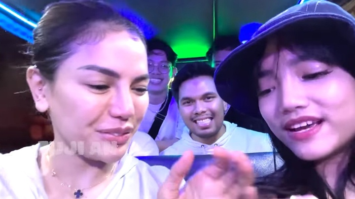 Pamer Keakuran, Fuji An Malah Takut Saat Nikita Mirzani Cium Tangan Pamer Keakuran, Fuji An Malah Takut Saat Nikita Mirzani Cium Tangan Pamer Keakuran, Fuji An Malah Takut Saat Nikita Mirzani Cium Tangan