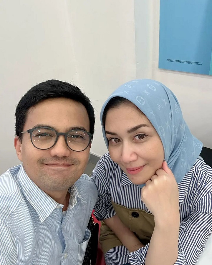 Punya Latar Belakang Yang Sama