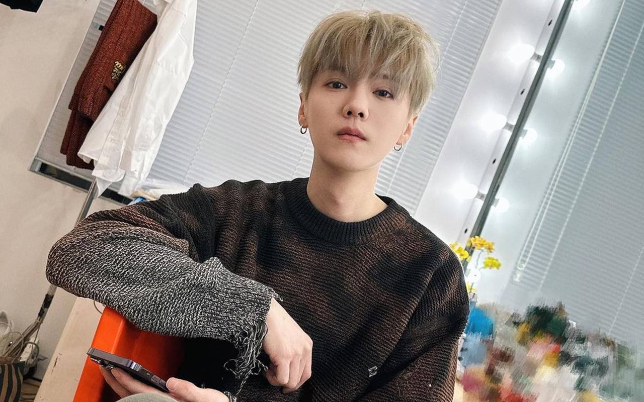 Luhan Tanda Tangani Album Studio Perdana EXO Tuai Gempar