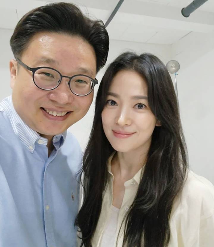 Song Hye Kyo Ambil Bagian dalam Proyek Panduan Bahasa Korea di Museum Seni Terkenal AS