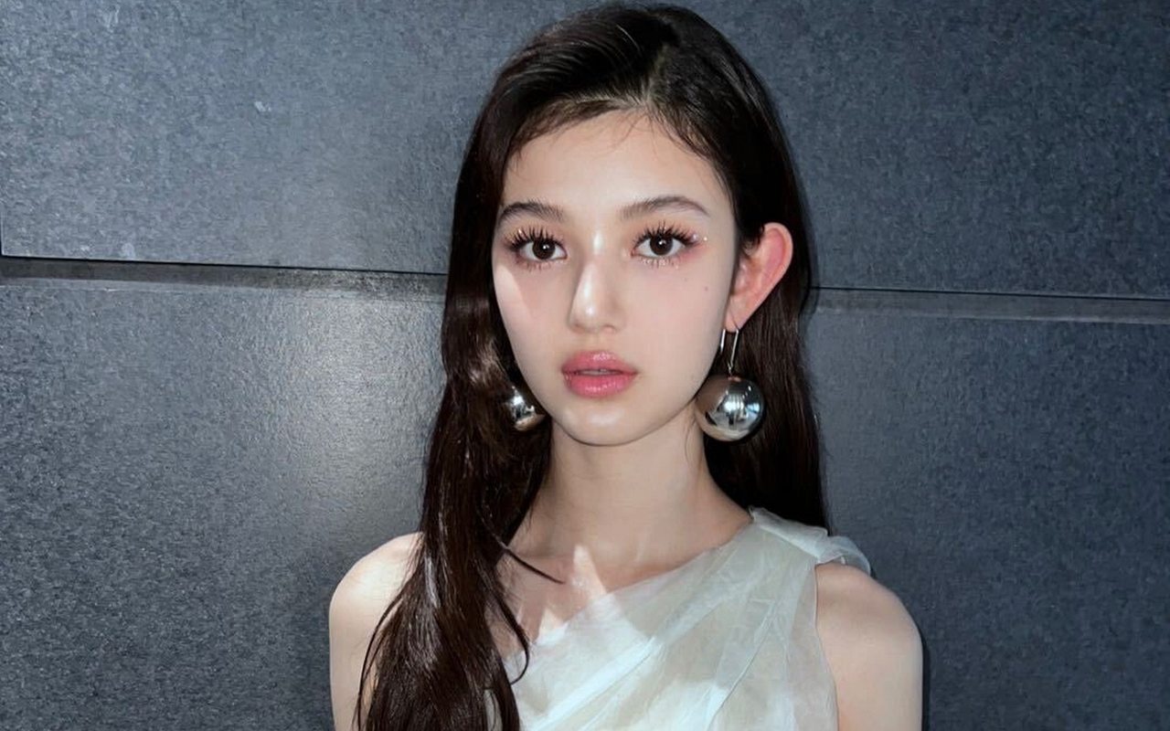 Hadiri Premier 'The Little Mermaid', Danielle NewJeans Tampil Elegan Bak Putri Disney