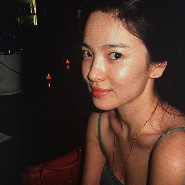 Bare Face Song Hye Kyo Usia Kepala Tiga