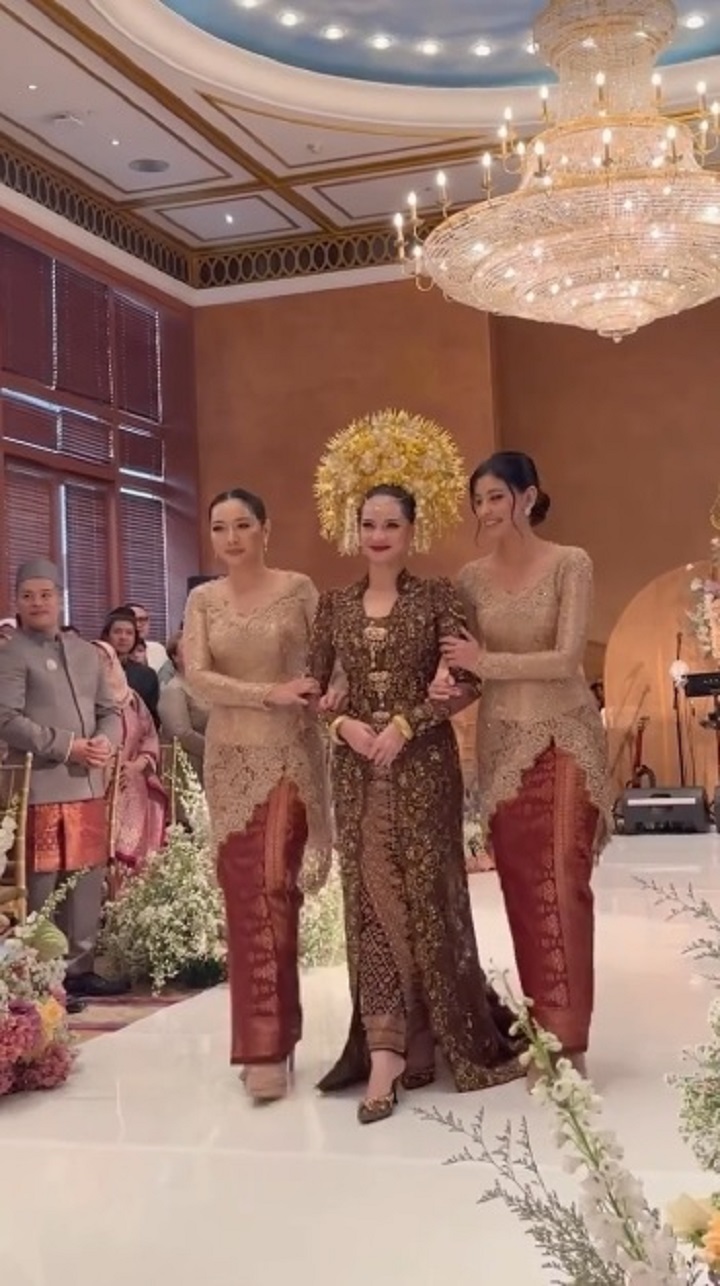 Mempelai Wanita Yang Anggun Banget