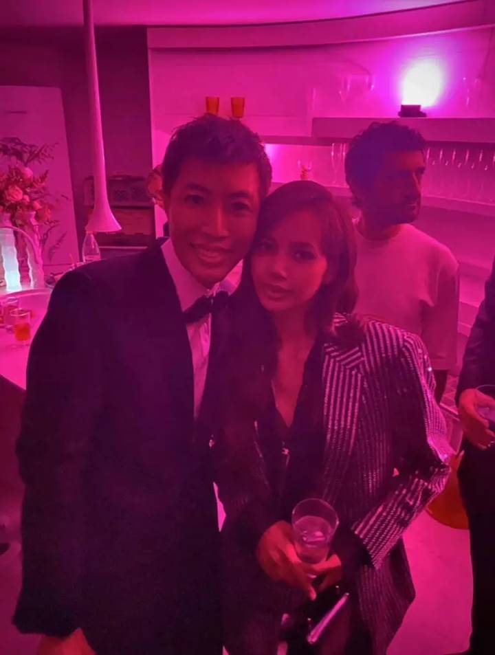 Lisa BLACKPINK Tak Dikenali di Pesta Ultah Naomi Campbell Tanpa Poni Lisa BLACKPINK Tak Dikenali di Pesta Ultah Naomi Campbell Tanpa Poni Lisa BLACKPINK Tak Dikenali di Pesta Ultah Naomi Campbell Tanpa Poni