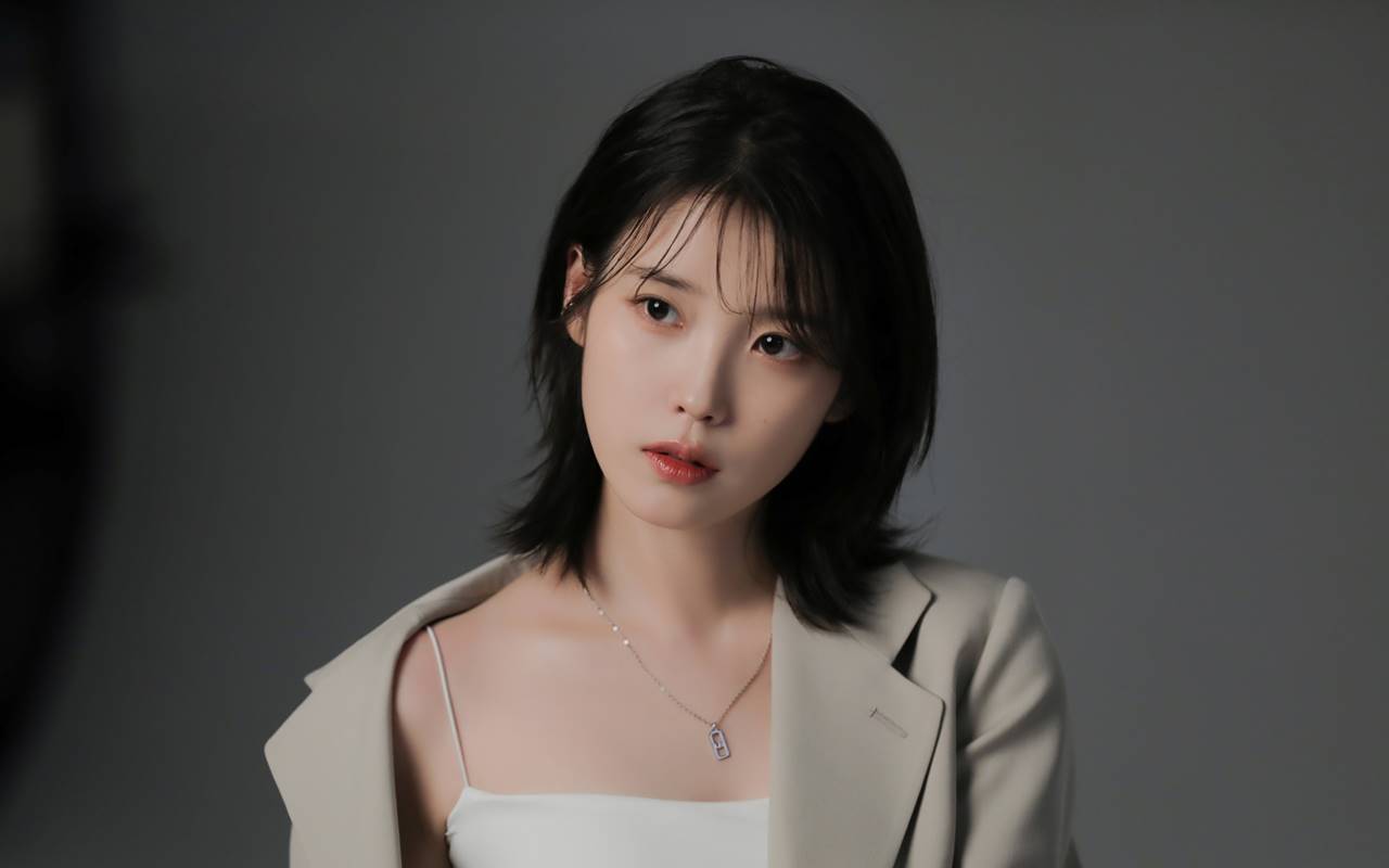 IU Tumbuh Dramatis, Skala Konser Sejak Debut Dibandingkan