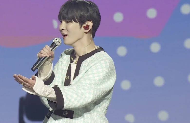 Key menerangkan kalau Jonghyun mengubah lirik \