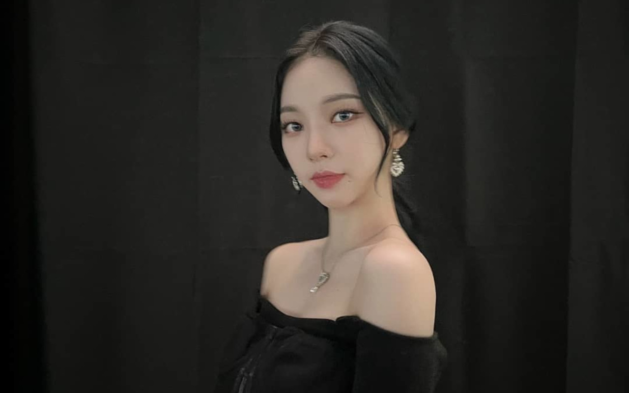Karina aespa Kagetkan Fans dengan Tampil Berambut Pendek