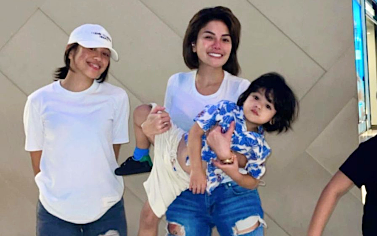 Berseteru dengan Loly, Nikita Mirzani Pasrah Panjatkan Doa Minta Anak Dihukum
