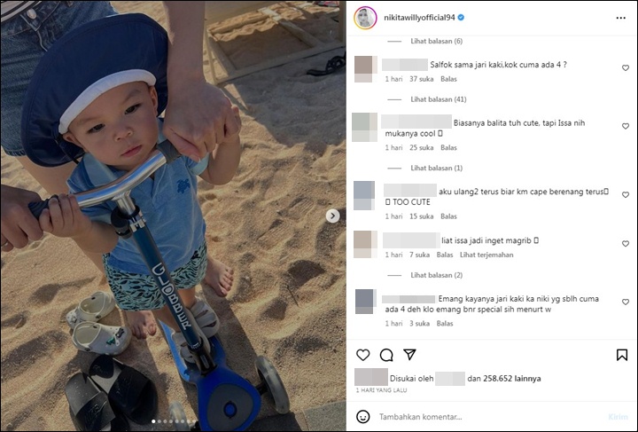 Nikita Willy Main di Pantai Bareng Baby Issa, Jumlah Jari Kaki Mendadak Jadi Perdebatan