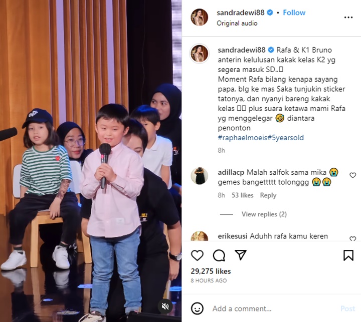 Kontras dari Sandra Dewi, Tatapan Harvey Moeis Sendu Kala Anak Tampil di Atas Panggung