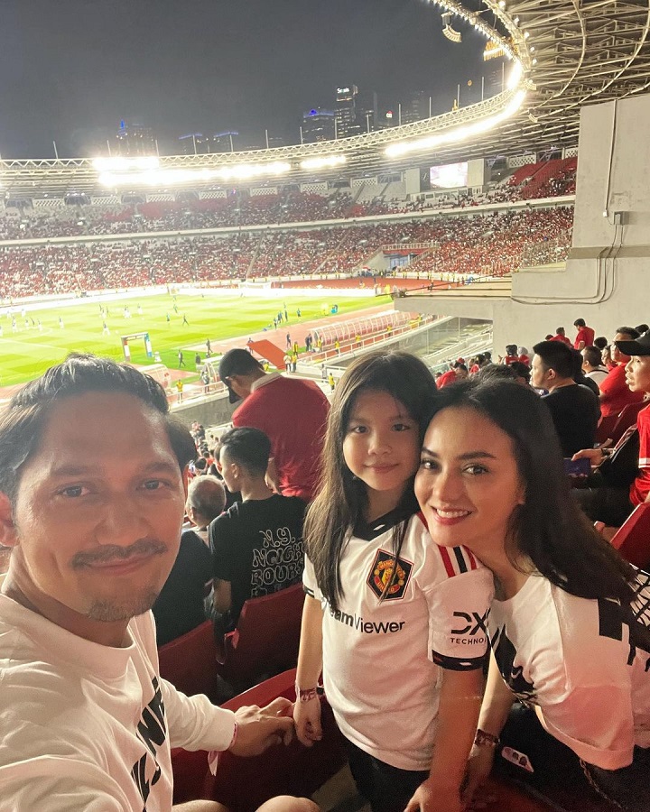 Ibnu Jamil dan Ririn Ekawati